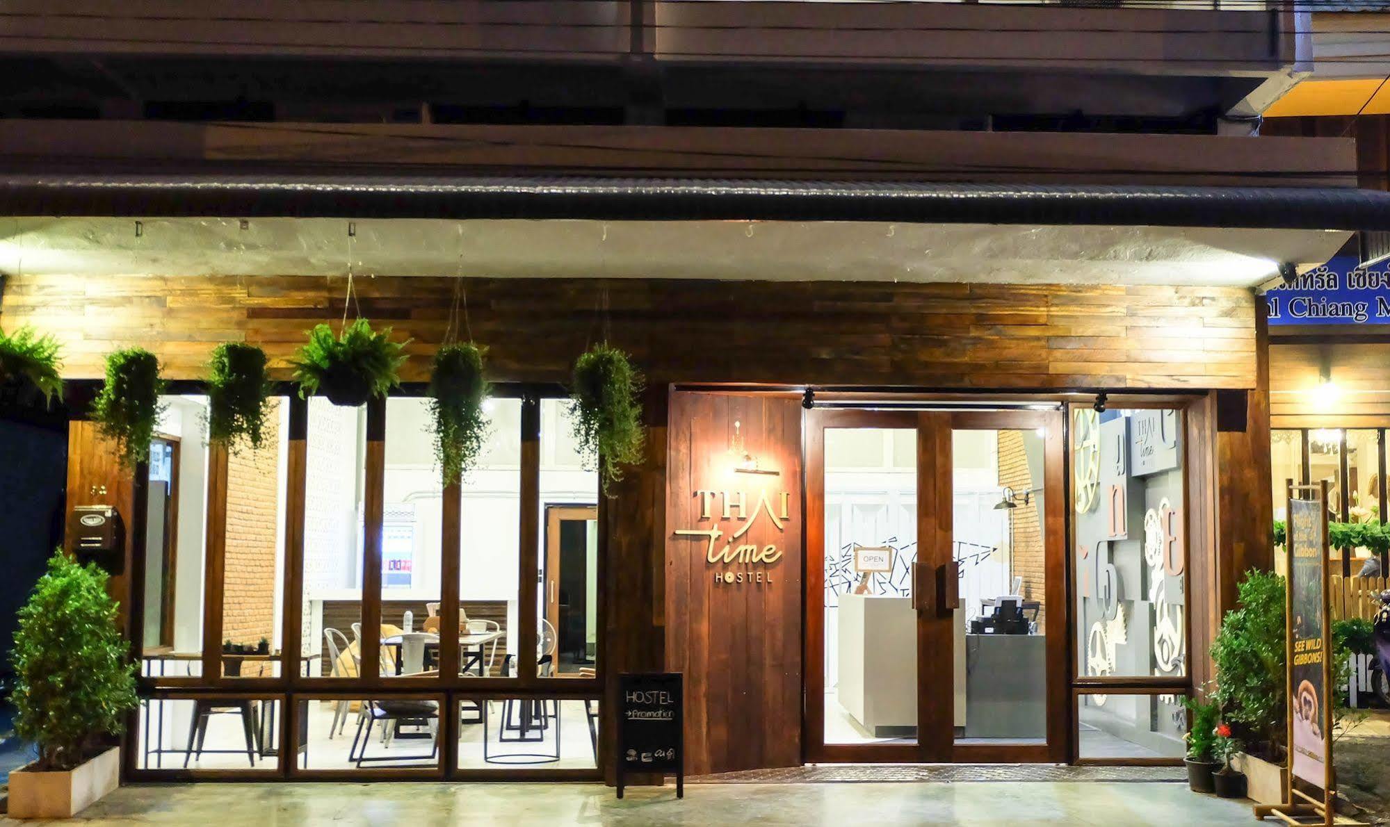 Thai Time Hostel Чиангмай Экстерьер фото